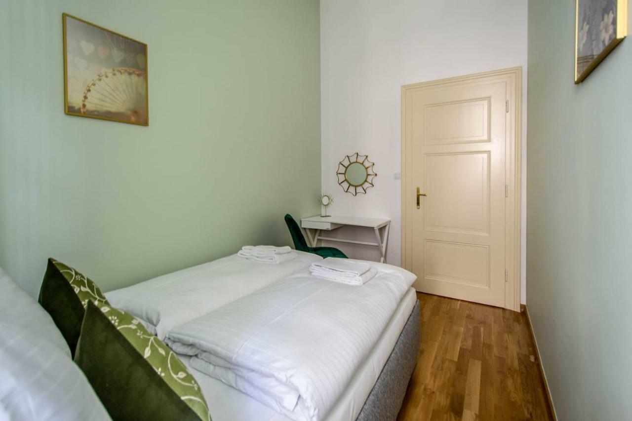 Daire Design 3bdr In Residence, Free Parking *